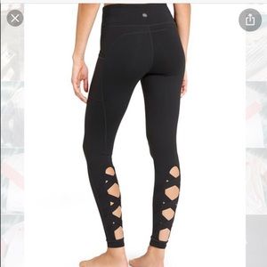 Athleta Crisscross Leggings
